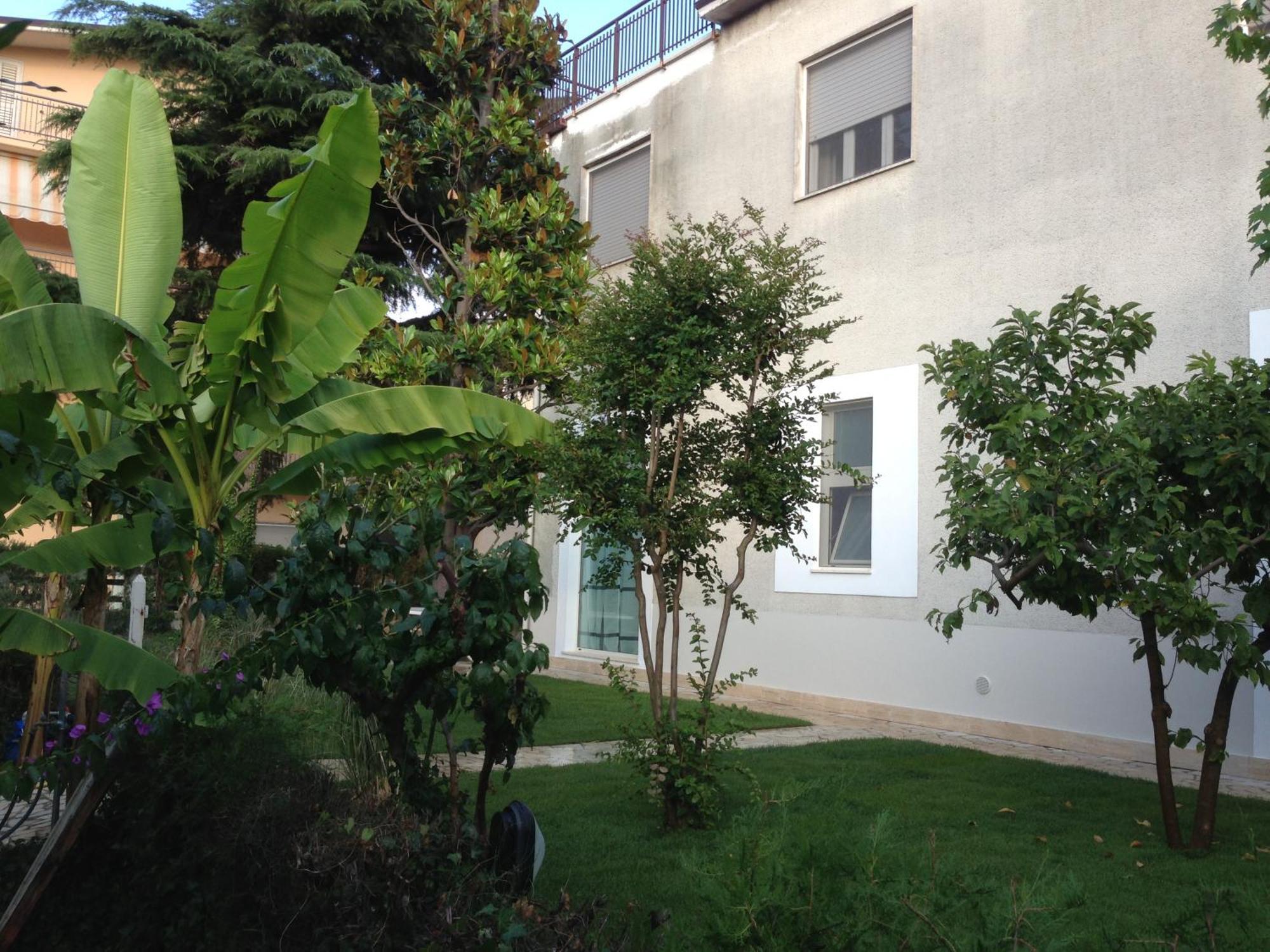 Loft 3, A 150 M Dal Mare, Pineto Centro Exterior foto