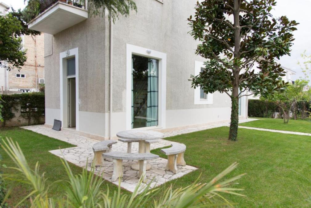 Loft 3, A 150 M Dal Mare, Pineto Centro Exterior foto